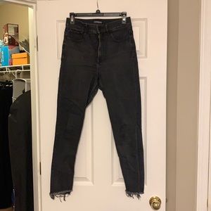 Black high wasted jeans